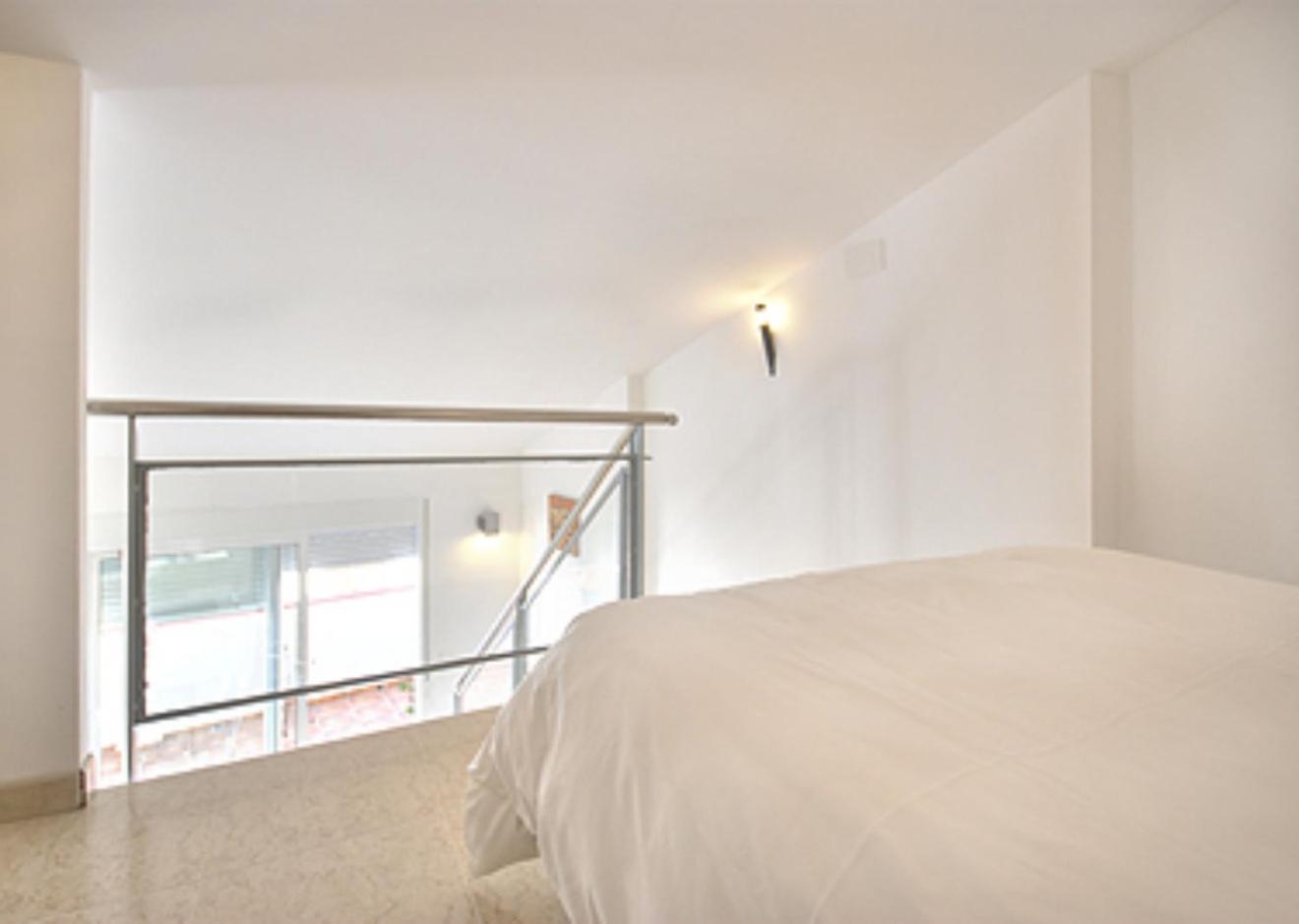 Beds & Breaks Pergolesi Apartment Валенсия Екстериор снимка